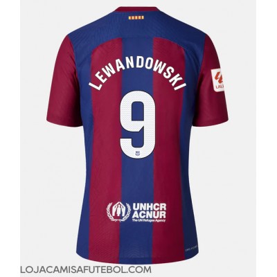 Camisa de Futebol Barcelona Robert Lewandowski #9 Equipamento Principal 2023-24 Manga Curta